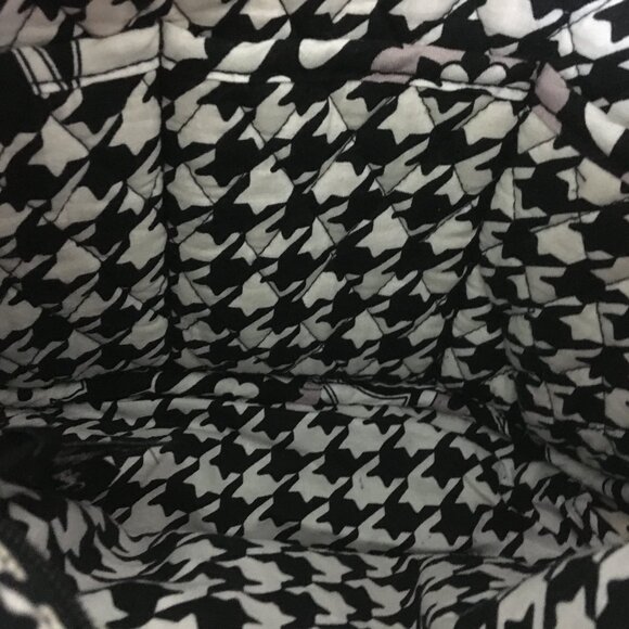 Vera Bradley Tote Over Shoulder Back Hobo Handbag Black White Paisley Quilted - Picture 14 of 15